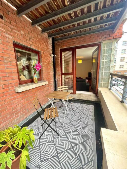 2 Bed Apartment In City Centre Dublin Exterior photo